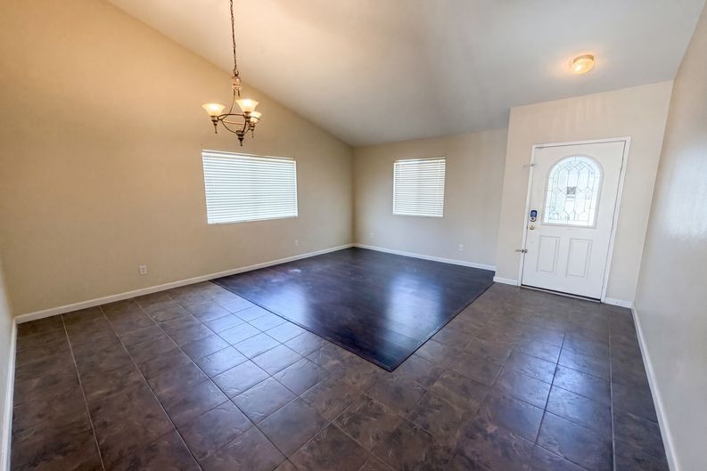 Photo 7 of 36 of 11401 Villa St, Adelanto, CA