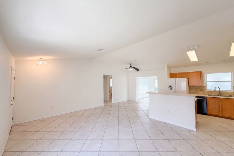 Photo 10 of 25 of 14280 SE 85th Ave, Summerfield, FL