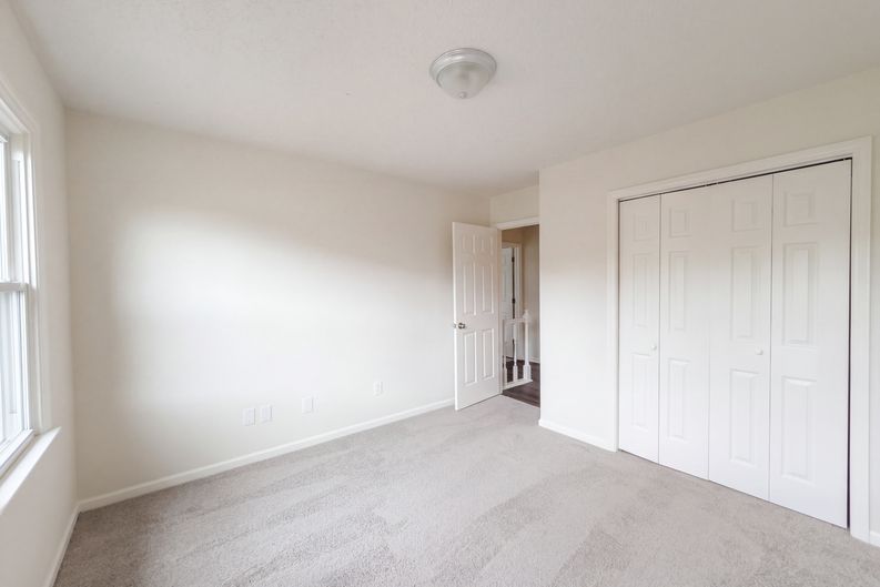 Photo 18 of 30 of 1001 Kingstree Ridge Dr, Winston Salem, NC