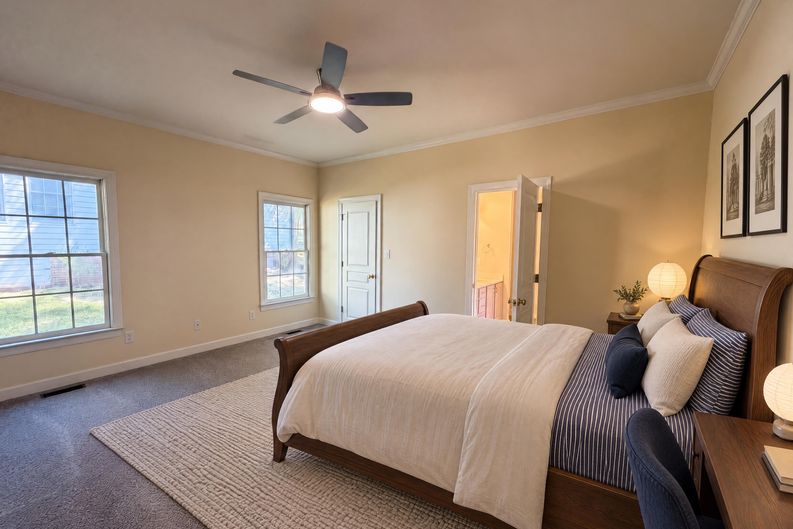 Photo 4 of 16 of 6128 Remington Lake Dr, Raleigh, NC