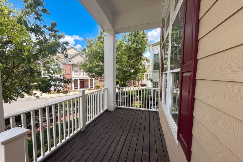 Photo 5 of 19 of 10321 Sablewood Dr, Raleigh, NC