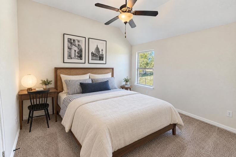 Photo 20 of 28 of 6715 Winding Valley Trl, Rowlett, TX