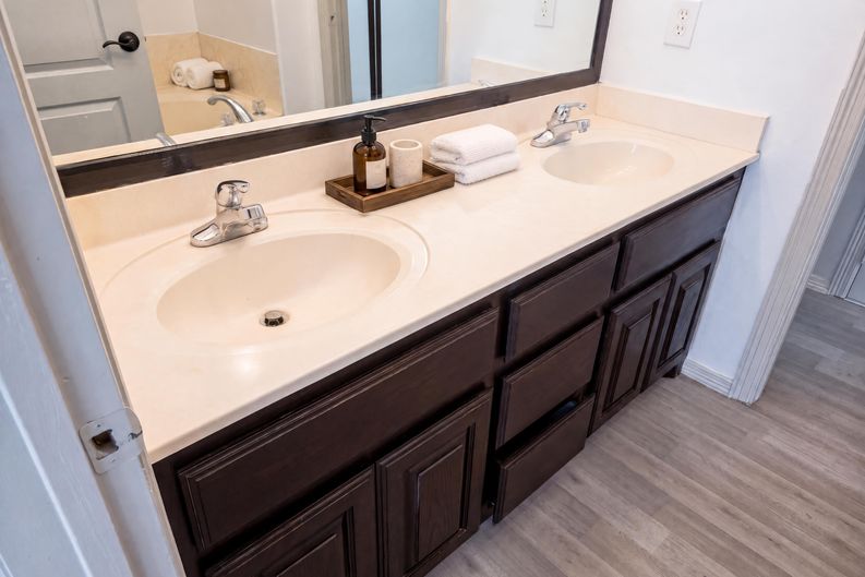 Photo 19 of 26 of 2116 S 6th St, McAllen, TX