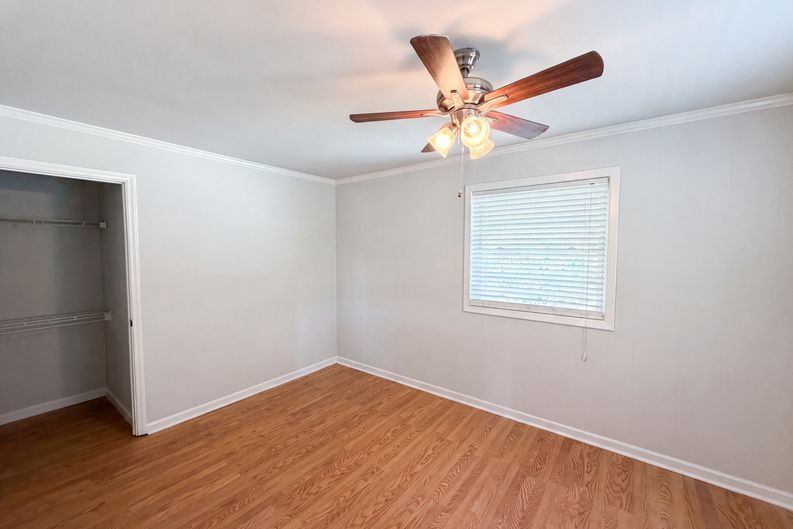 Photo 12 of 21 of 608 E Ryder Ave, Landis, NC