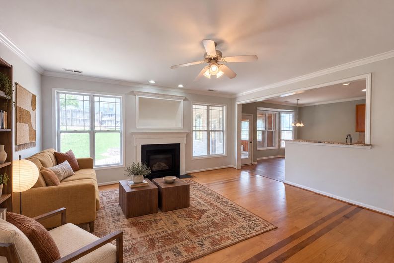 Photo 3 of 16 of 4034 Patriot Ridge Ct, Raleigh, NC