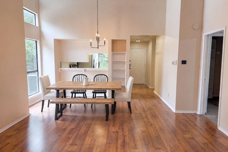 Photo 7 of 16 of 3801 Menchaca Rd, Austin, TX