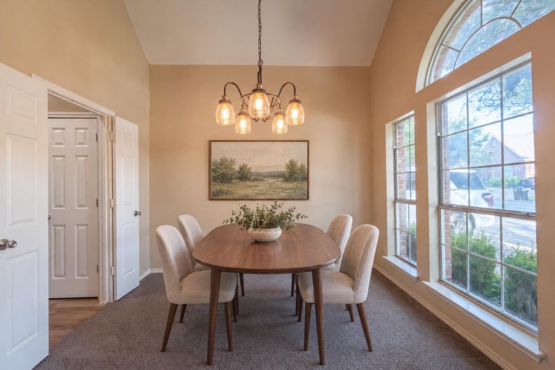 Photo 6 of 28 of 5101 Quail Ridge Dr, McKinney, TX