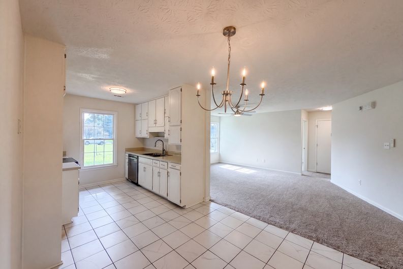 Photo 11 of 25 of 6120 Dorchester Dr, Rex, GA