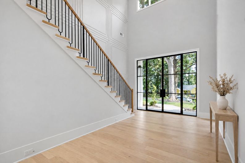 Photo 7 of 70 of 205 Shady Grove Ln, Alpharetta, GA