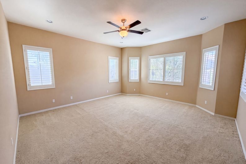 Photo 4 of 33 of 3080 E Powell Way, Gilbert, AZ