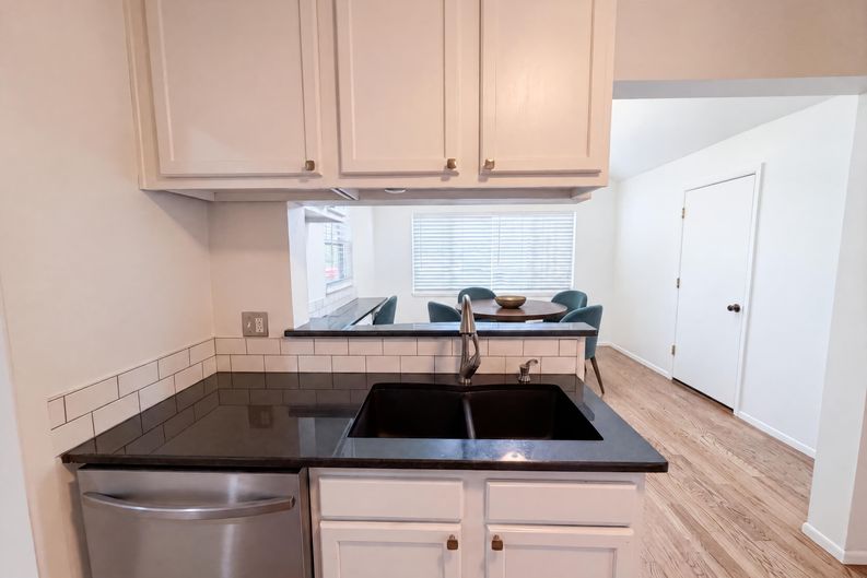 Photo 11 of 29 of 1741 S Krameria Way, Denver, CO