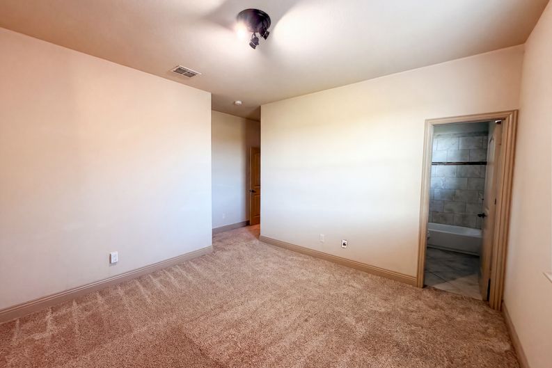 Photo 14 of 32 of 1502 Northwood Dr, Wylie, TX