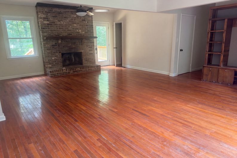 Photo 3 of 56 of 4676 Fairway Dr, Pinson, AL