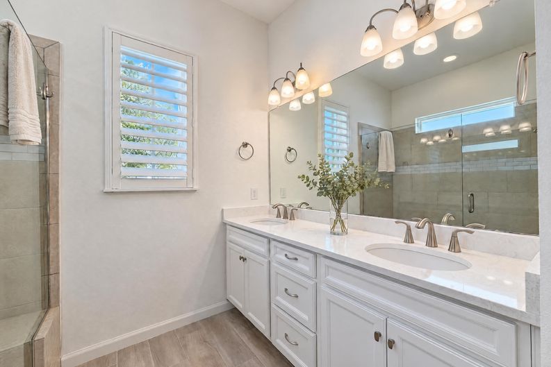 Photo 8 of 15 of 724 Winterside Dr, Apollo Beach, FL