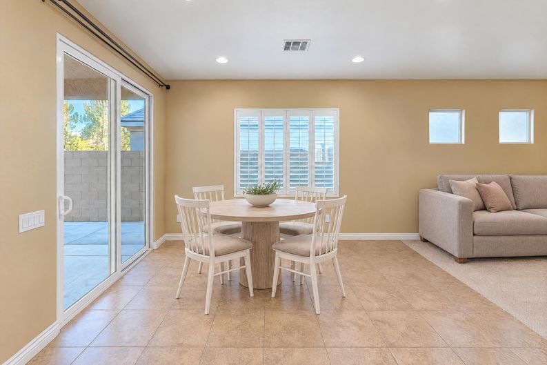 Photo 7 of 23 of 2825 Lochbroom Way, Henderson, NV