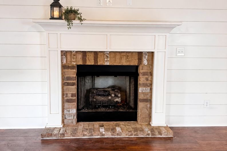 Photo 6 of 25 of 24 Silky Oak Cir SW, Huntsville, AL