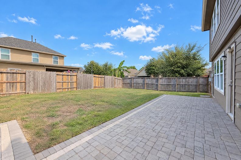 Photo 24 of 26 of 14414 Darrah Dr, Houston, TX