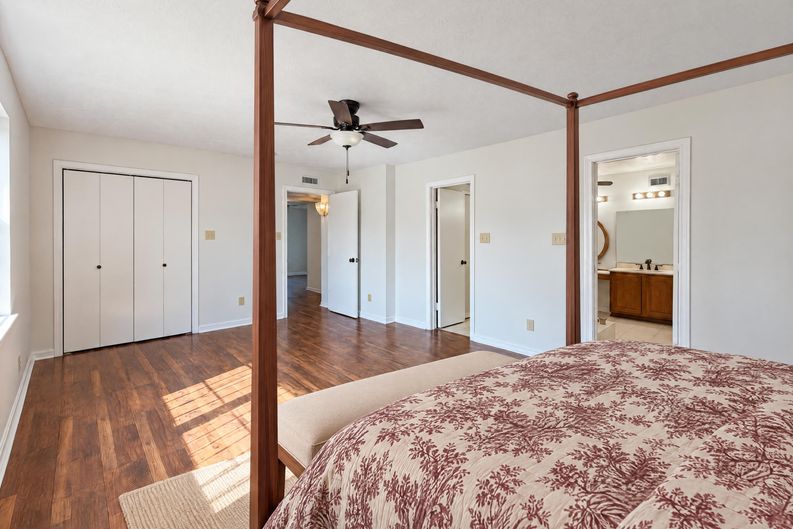 Photo 4 of 21 of 1226 Sequoia Dr, Desoto, TX