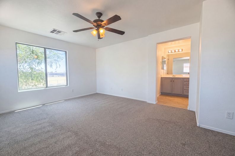 Photo 4 of 20 of 3299 E Tyson St, Gilbert, AZ