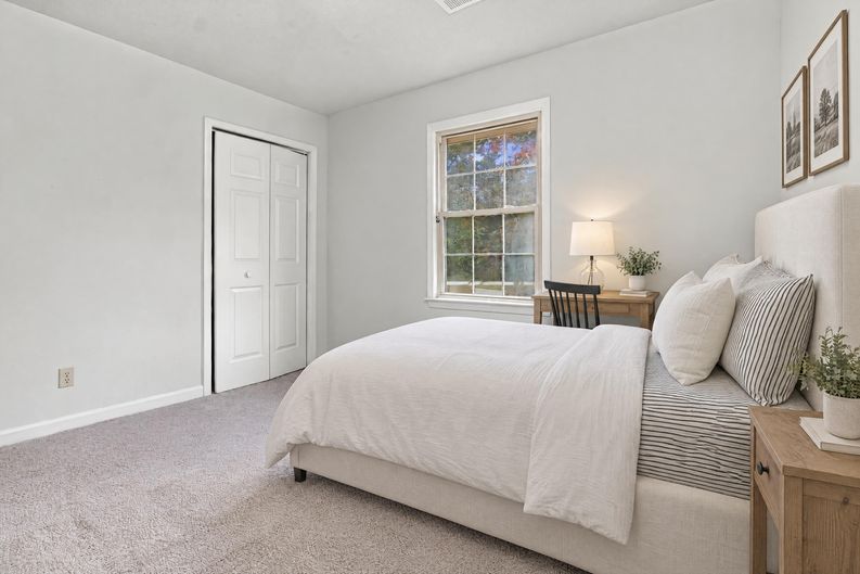 Photo 11 of 18 of 5991 Acton Rd, Dalzell, SC