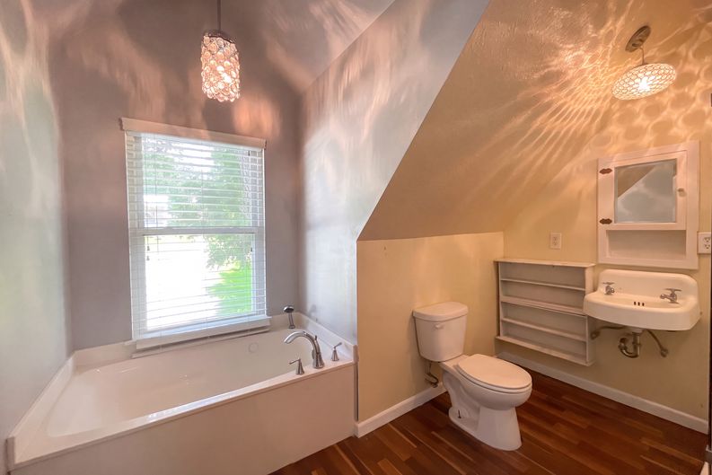 Photo 14 of 19 of 70 Rustling Oaks St, Coldspring, TX