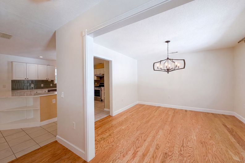 Photo 11 of 51 of 5438 Cold Spring Ln, North Port, FL