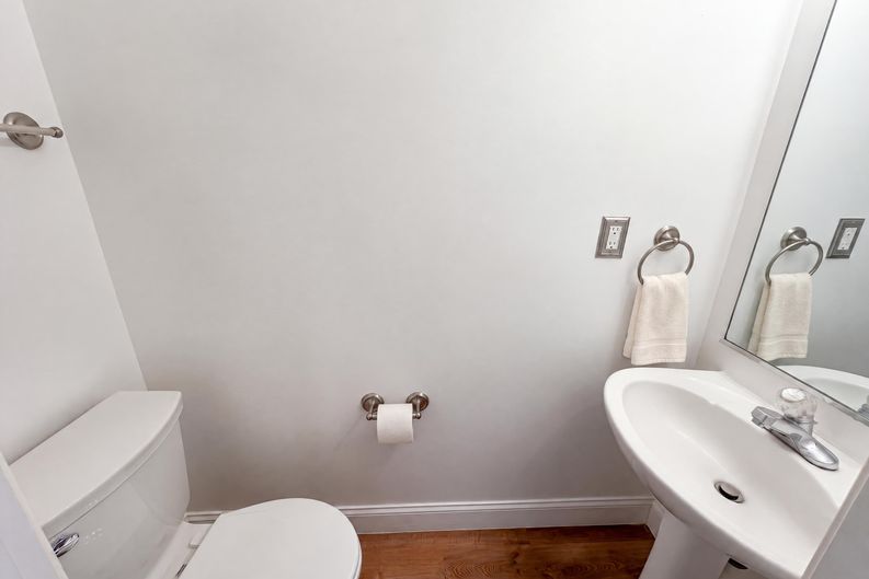 Photo 8 of 23 of 4042 Tahoe Pl, White Plains, MD
