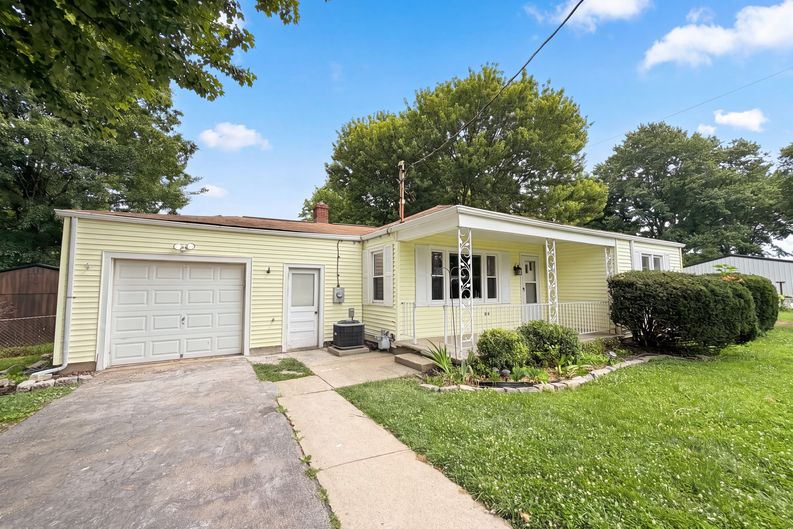 Photo 16 of 17 of 820 Lilly Ln, Cincinnati, OH