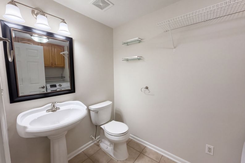 Photo 16 of 22 of 10526 Glory Meadow Ct, Charlotte, NC