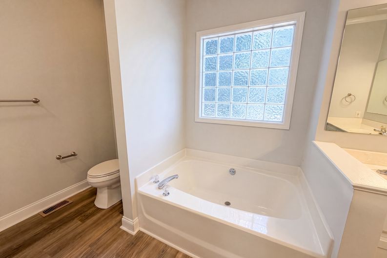 Photo 14 of 23 of 212 Timberlane Dr, Belmont, NC
