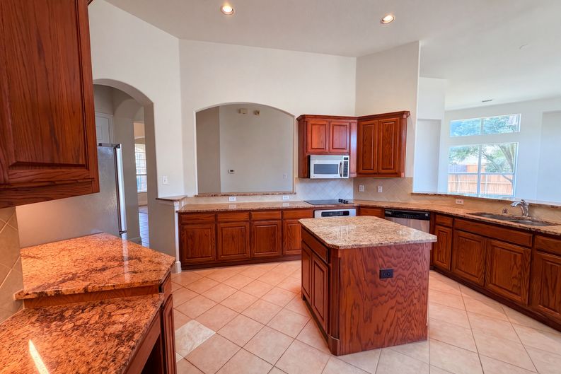 Photo 9 of 16 of 1724 Boxwood Ln, Wylie, TX