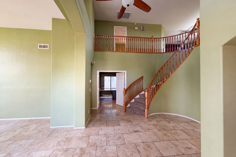 Photo 13 of 28 of 2083 W Arizona Rose Dr, Tucson, AZ