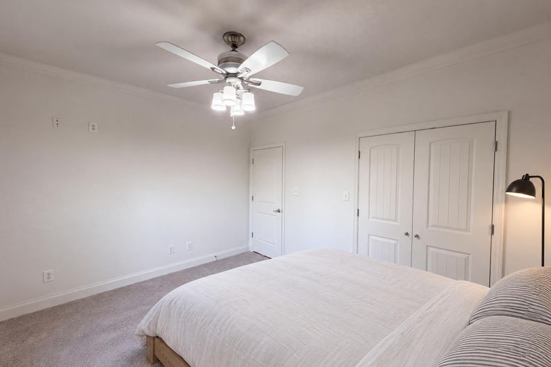 Photo 13 of 23 of 2433 Misty Ridge Dr, Lenoir City, TN
