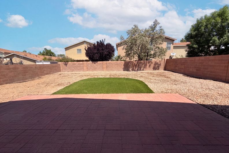 Photo 23 of 26 of 1309 Spruce Meadows Dr NE, Rio Rancho, NM