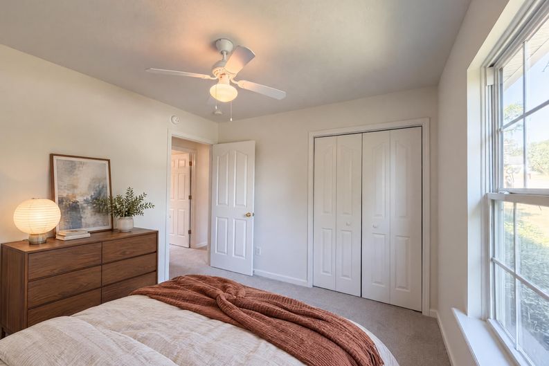 Photo 12 of 16 of 1303 St Hubbins Dr, La Vergne, TN