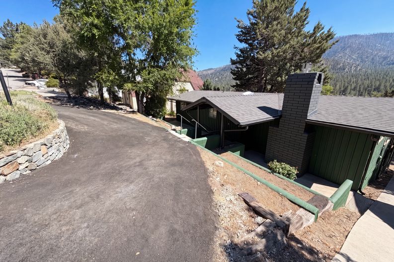 Photo 20 of 28 of 1145 Rivera Dr, Wrightwood, CA