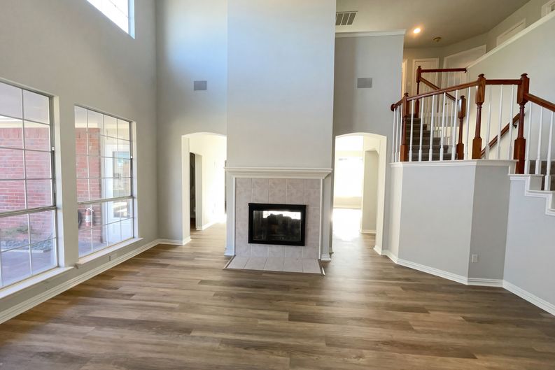 Photo 15 of 23 of 3421 Sandy Trail Ln, Plano, TX