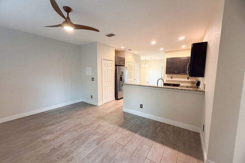 Photo 3 of 20 of 758 NE Hawks Ridge Way, Port Saint Lucie, FL