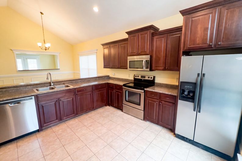 Photo 3 of 20 of 109 Corene Ave, Glennville, GA