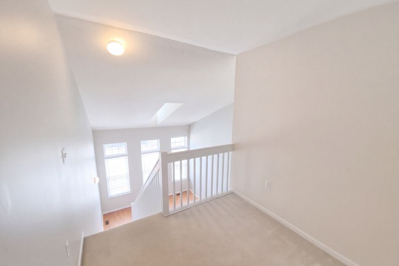 Photo 15 of 24 of 5151 Parsley Dr, Shelby Township, MI
