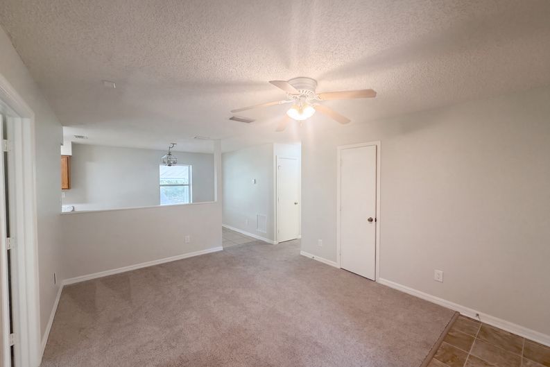 Photo 6 of 22 of 32444 Okaloosa Trl, Sorrento, FL