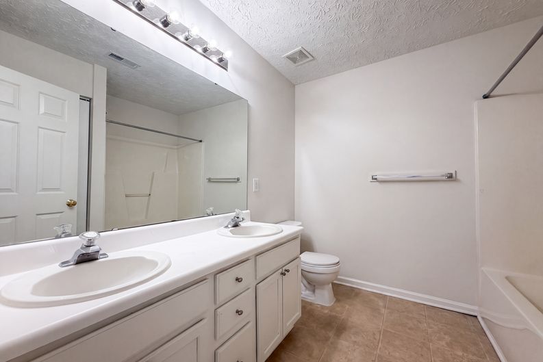Photo 12 of 18 of 3358 Neptune Dr, Raleigh, NC