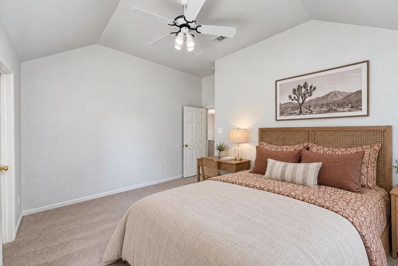 Photo 19 of 30 of 3407 Woodbine Pl, Pearland, TX