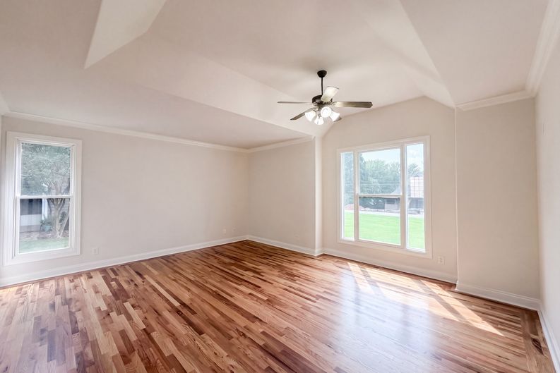 Photo 8 of 20 of 142 Bain Ln, Mooresville, NC