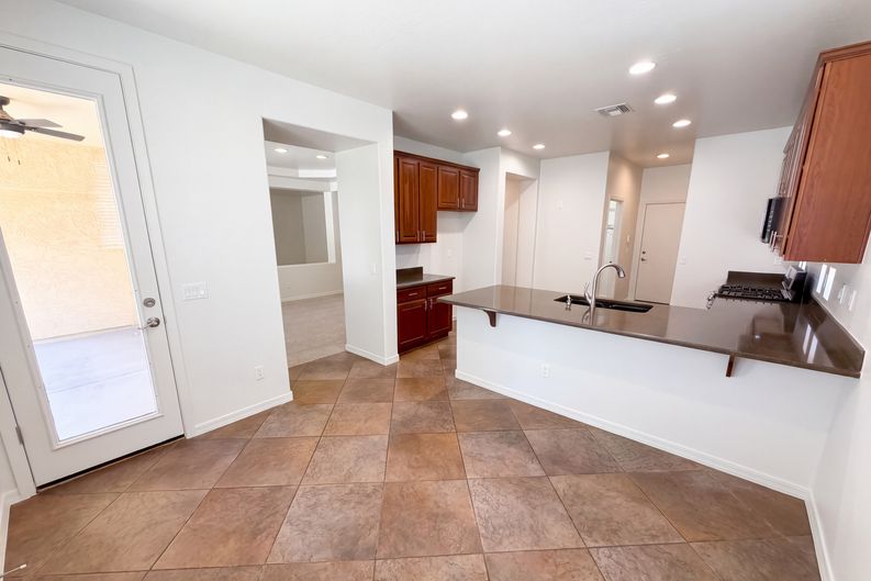 Photo 16 of 51 of 10964 N 161st Ave, Surprise, AZ