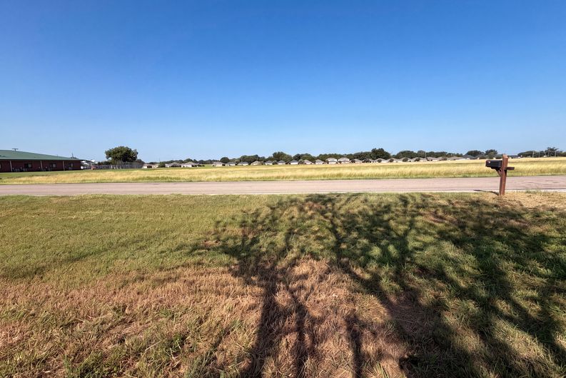 Photo 16 of 17 of 2901 Acton School Rd, Granbury, TX
