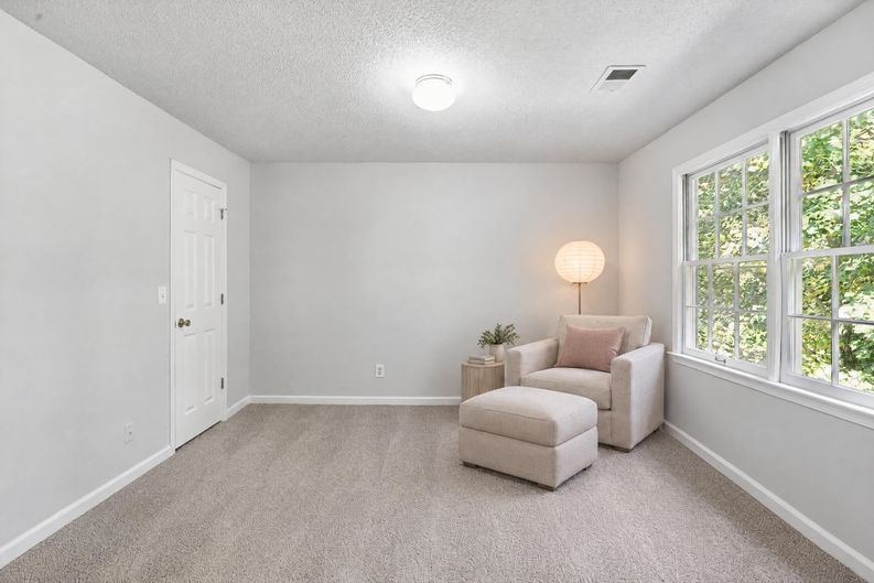 Photo 17 of 37 of 1077 Angel Ln, Powder Springs, GA