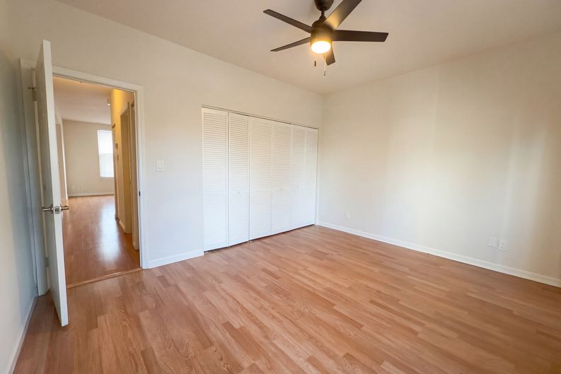 Photo 13 of 18 of 2320 Rutger St, Saint Louis, MO