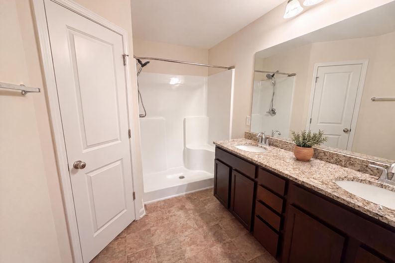 Photo 11 of 20 of 857 Forest Park Rd, Columbia, SC