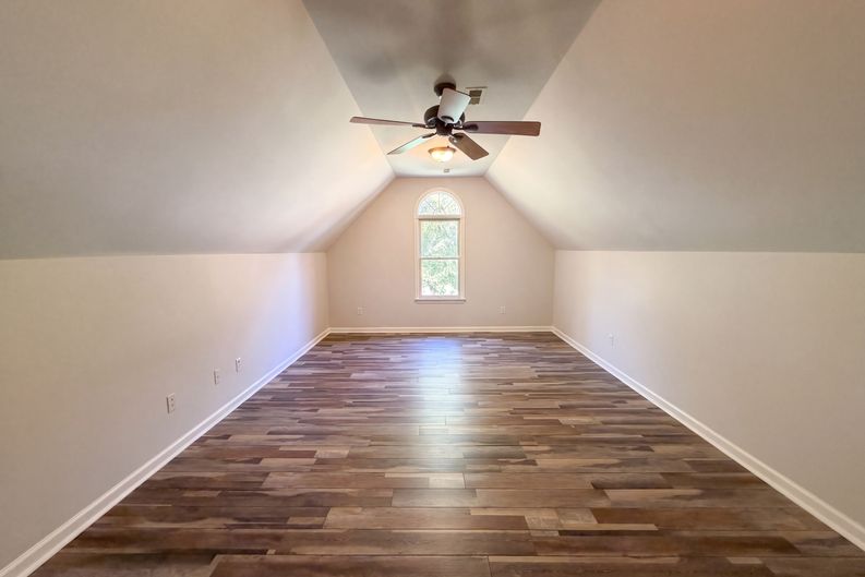 Photo 14 of 19 of 143 Laurel Ridge Ct, Gastonia, NC